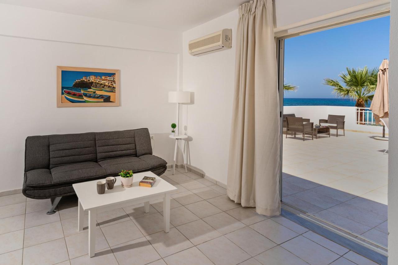 Azure Seaside Apts Magnisía Exterior foto