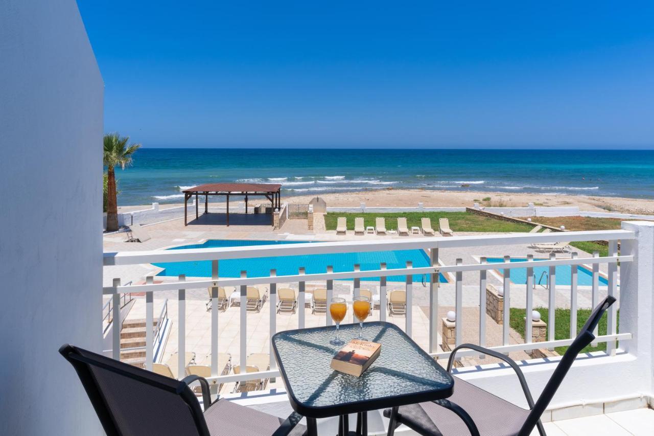 Azure Seaside Apts Magnisía Exterior foto