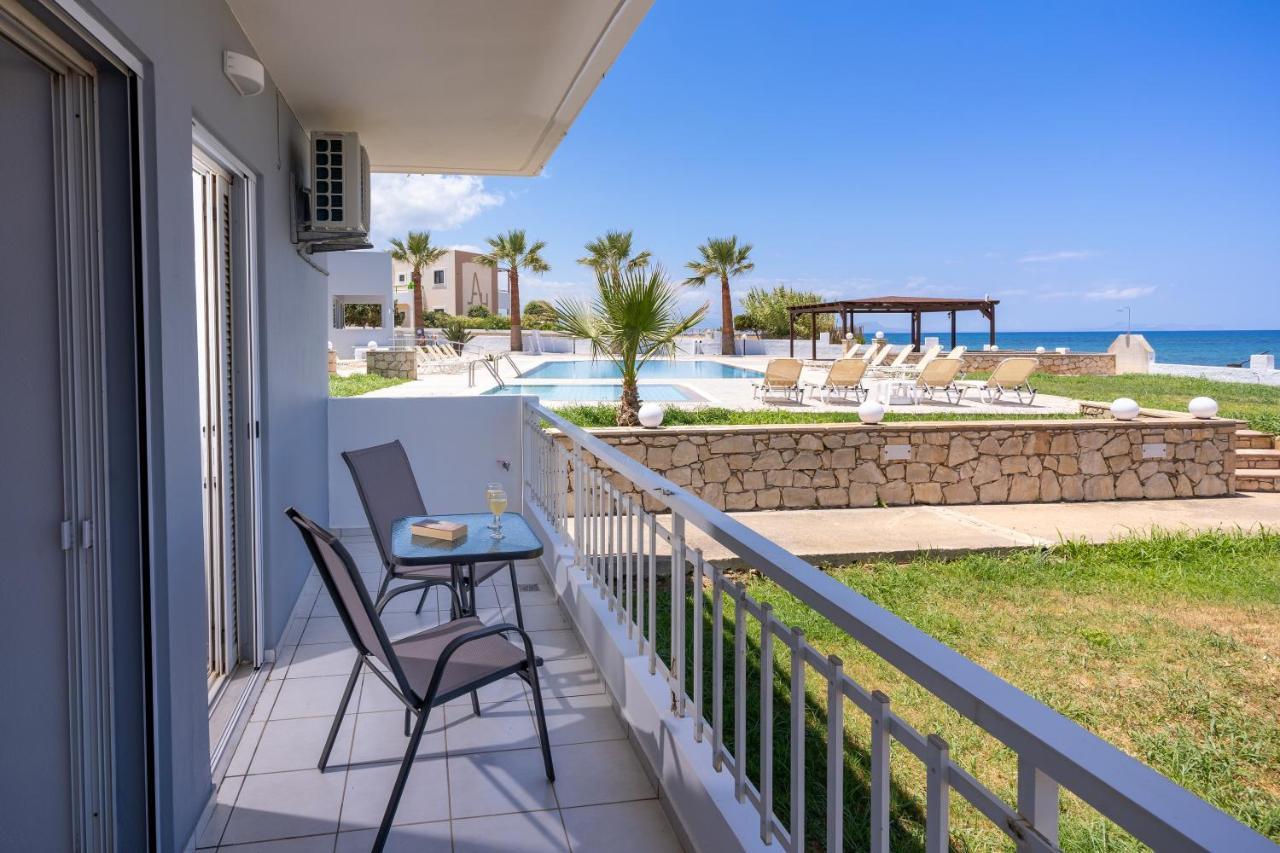 Azure Seaside Apts Magnisía Exterior foto