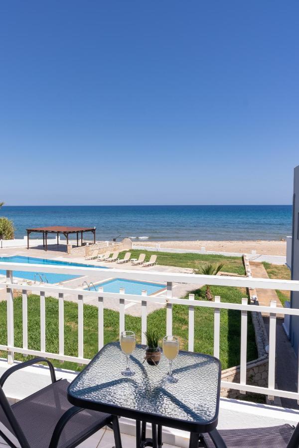 Azure Seaside Apts Magnisía Exterior foto